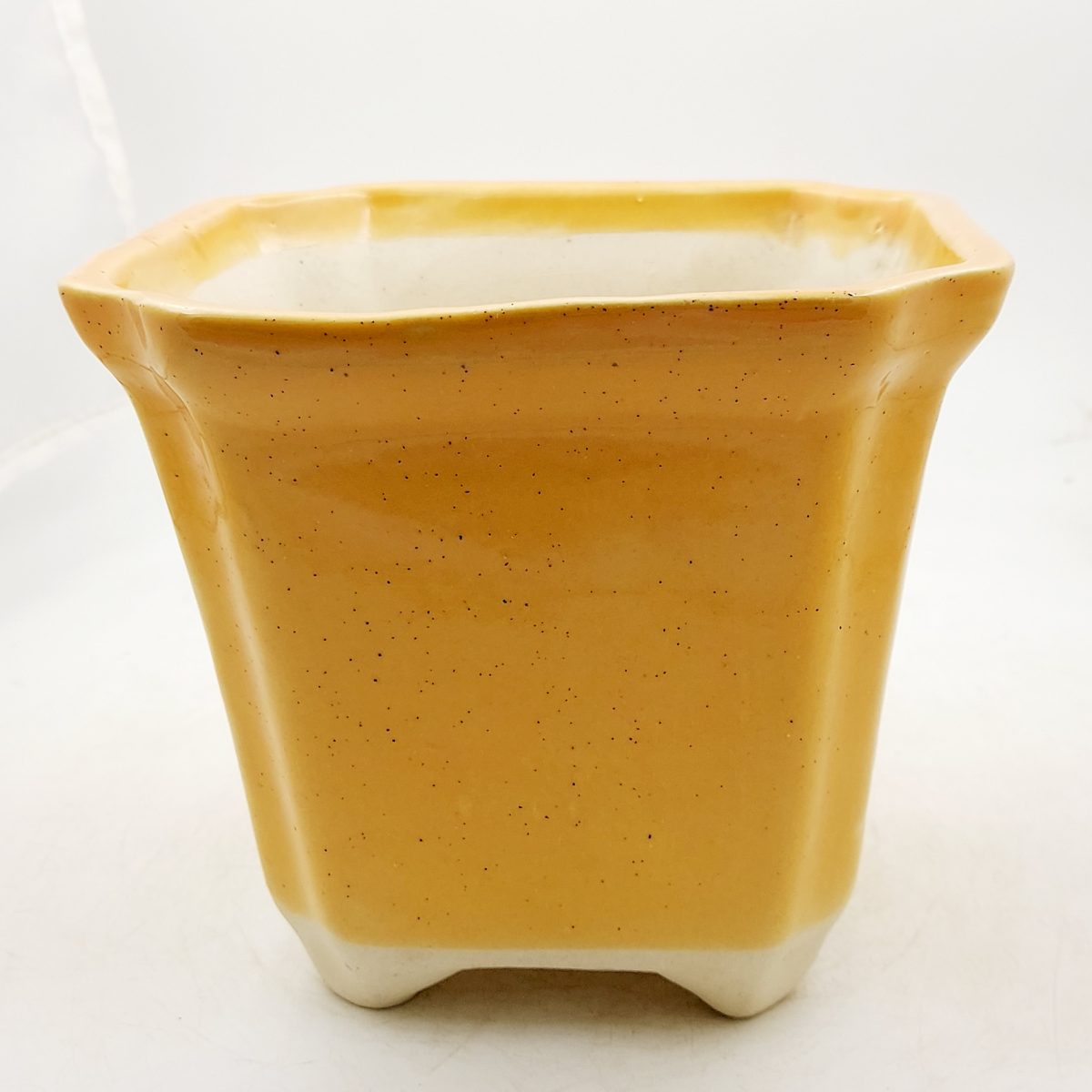 Ceramic yellow Cone