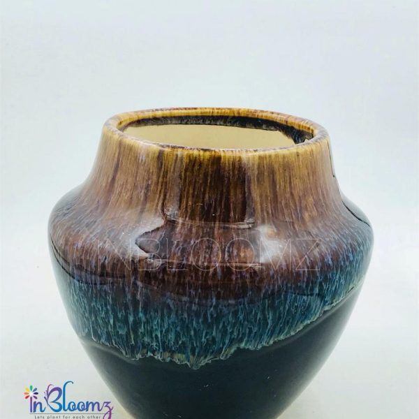 Brown design pot