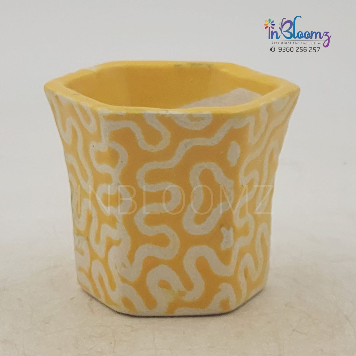 Small Yellow design cup