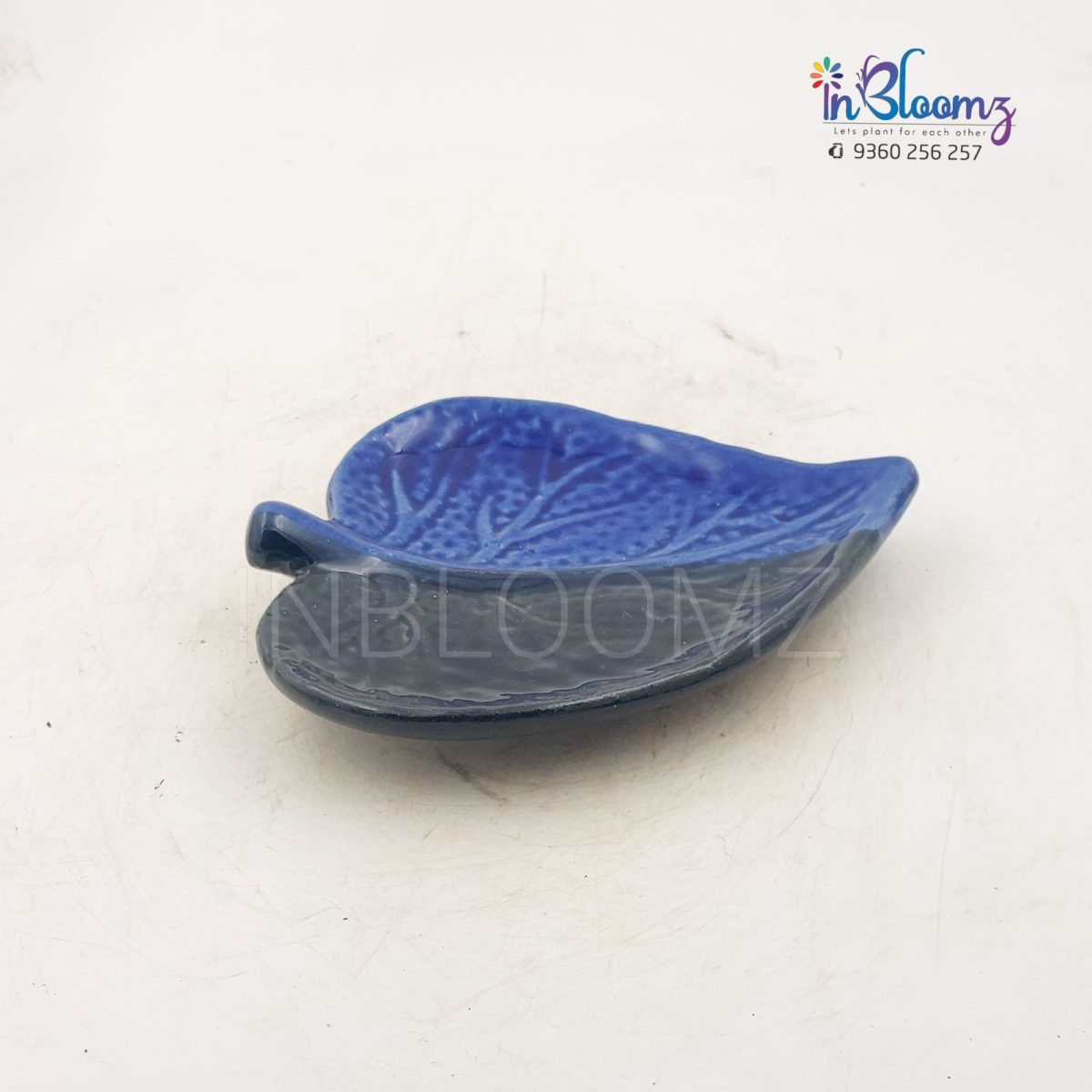 Blue-black leaf tray small